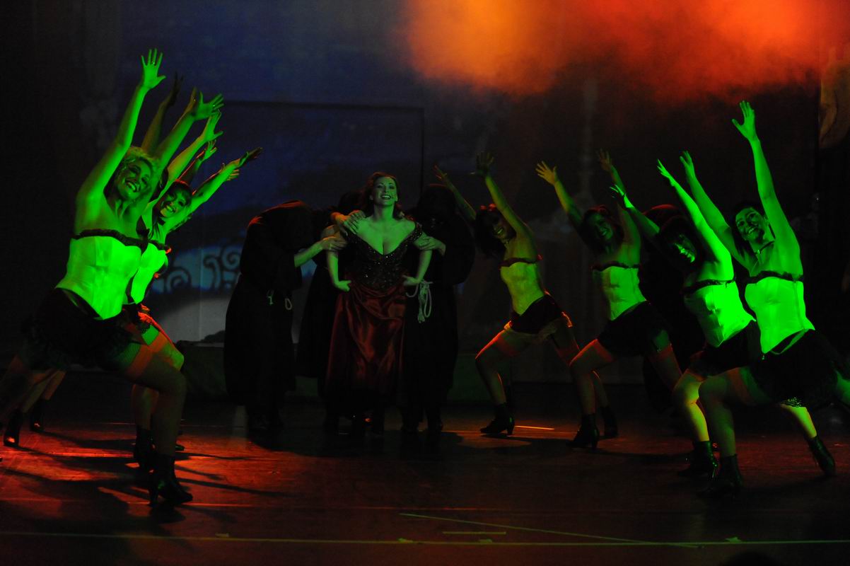 2009_04_01_08492_~0.jpg