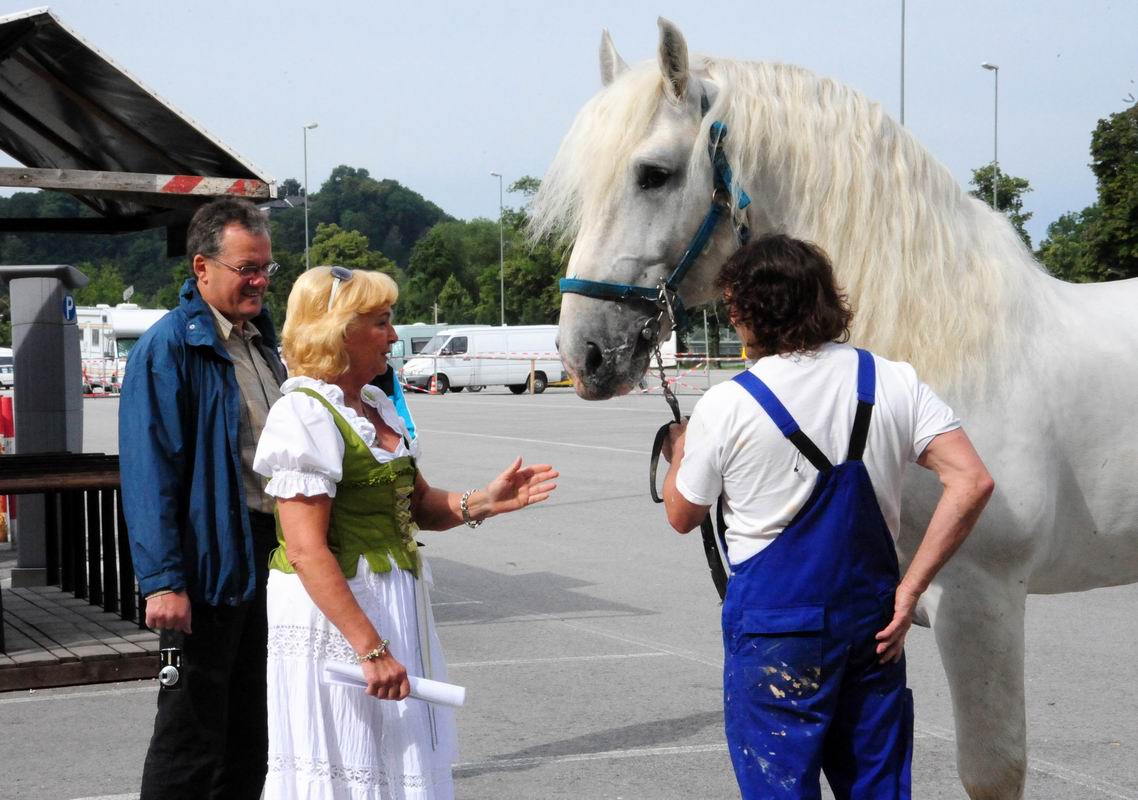 2009_07_12_00115_~0.jpg