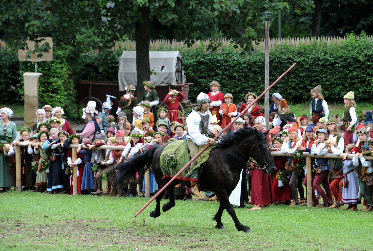 2009_07_12_01899_~0.jpg
