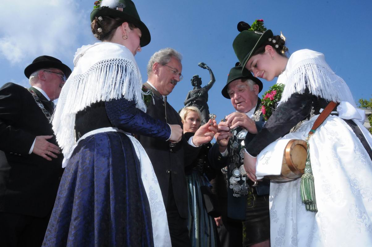 2011_10_03__00745.jpg